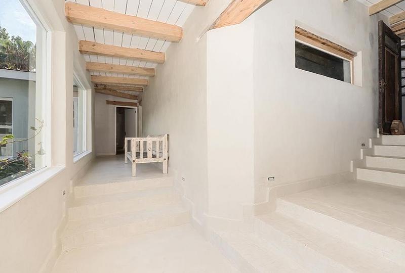 8 Bedroom Property for Sale in Hout Bay Western Cape